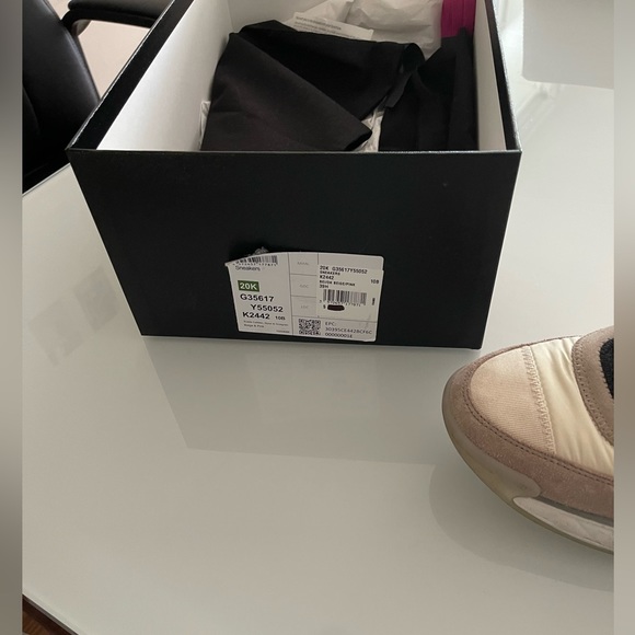 Chanel sneakers - Picture 4 of 5